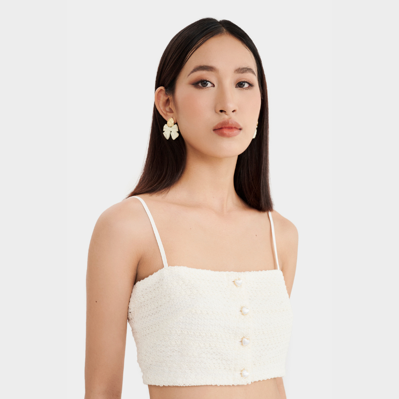 Áo 2 dây MARC FASHION croptop đính nút tim - FALH052223