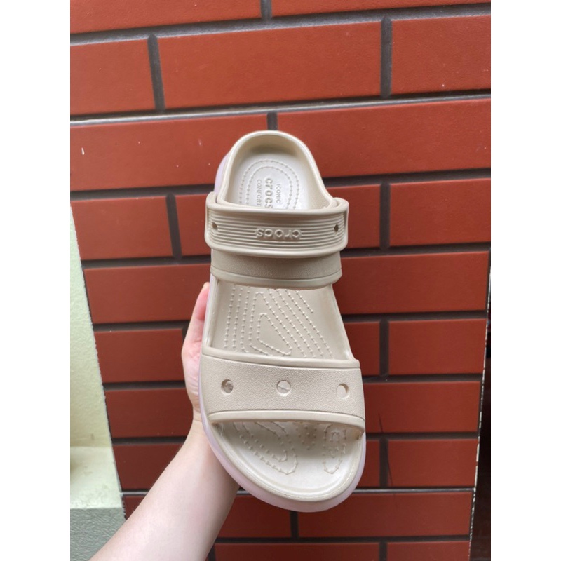 Sandal Crush Cross viền bóng đế răng cưa tặng 10 sticker