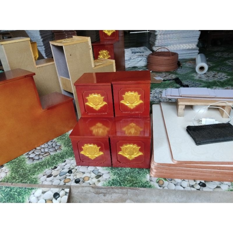 Bục nhị cấp kê hai bên thần tài  chắc chắngiá tại xưởng nhà làm