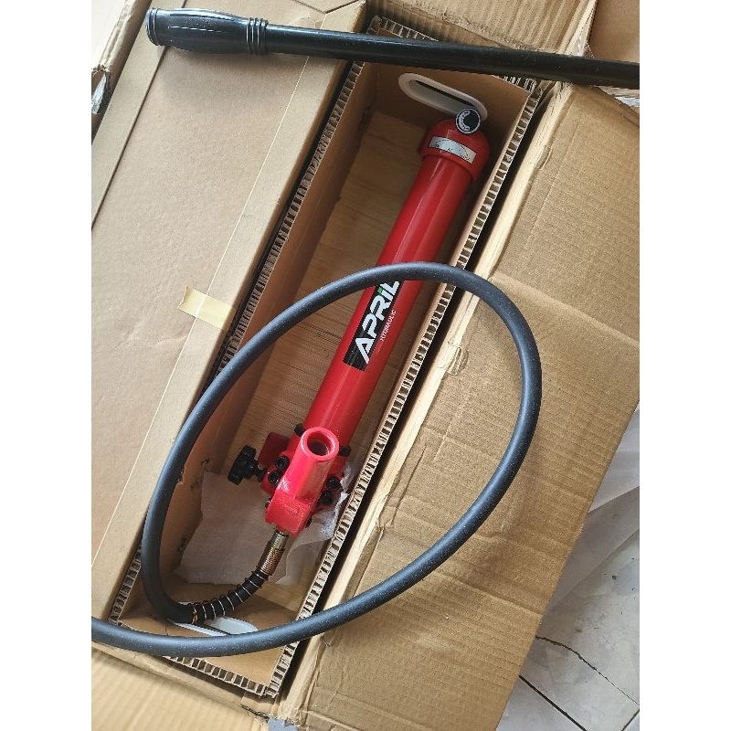 bơm tay thủy lực CP 700