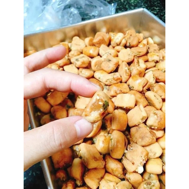 Bánh chả lá chanh đặc sản ăn là nghiền