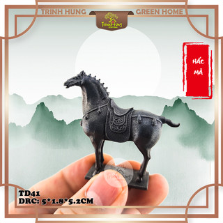 Tượng đồng Ngựa hắc mã TD41 - chất liệu đồng nguyên chất, chế tác thủ công