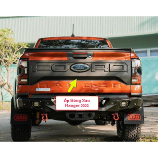 Ốp bửng sau ford ranger 2023 2024