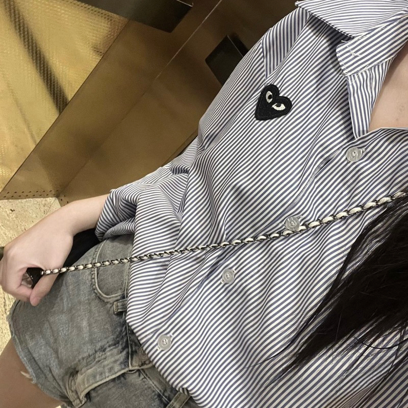 Áo sơ mi kẻ sọc thêu tim | SẴN HOẢ TỐC HN