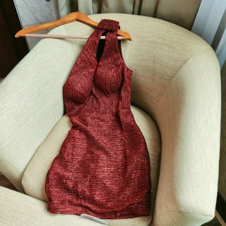 Đầm body khoét ngực sexy quyến rũ thiết kế by caremcarem