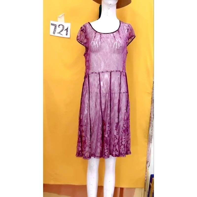 đầm ren tím xuyên thấu size M/L. S721