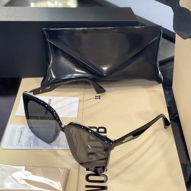 Kính Râm Thời Trang Nam Nữ V GM BURTY Fullbox 2022 - Bảo hành 1 năm.Kính mát phong cách Hàn Quốc