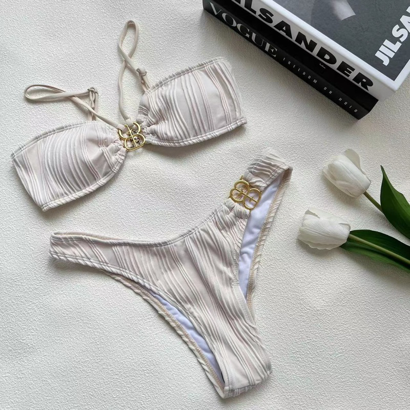 Set bikini 2 mảnh đơn giản cạp thấp