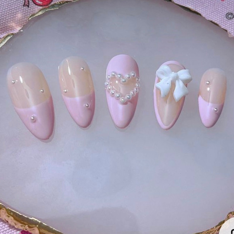 Nailbox hồng tim ngọc