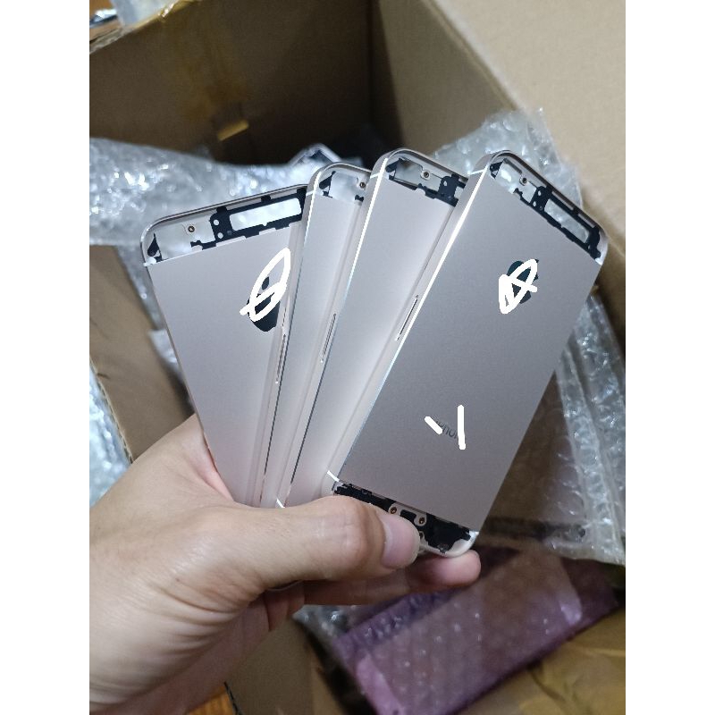 "XẢ" Vỏ 5g vàng champange