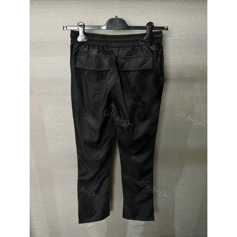 Quần Cargo Pant zipper khoá chéo ống loe trùm sneaker