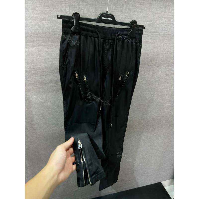 Quần Cargo Pant zipper khoá chéo ống loe trùm sneaker