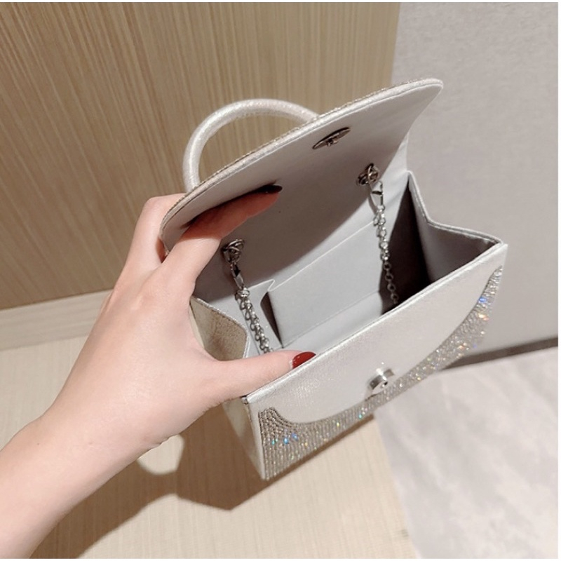 Túi xách nữ cầm tay đính đá cầm tay sang chành kèm dây đeo chéo size 18 mẫu mới