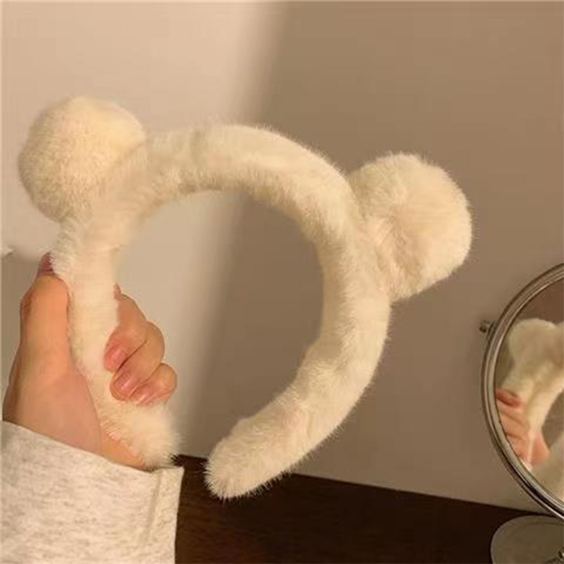 Beautycoco🍊Băng Đô Cài Tóc Tai Gấu Bằng Lông Nhung Trắng Dễ Thương Xinh Xắn Cho Nữ 2023