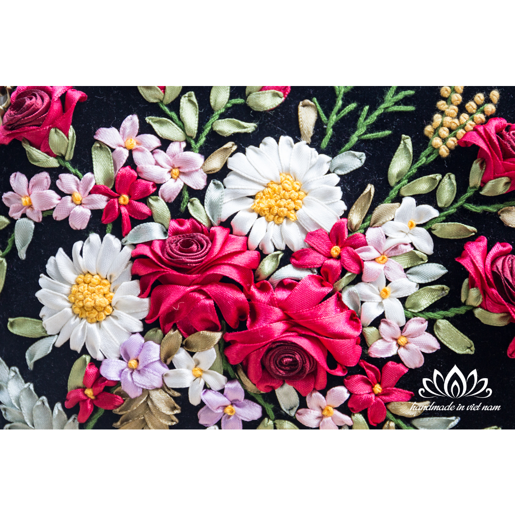 Túi thêu ruy băng , túi đeo vai, túi thêu tay ,xách tay nữ có dây đeo vai