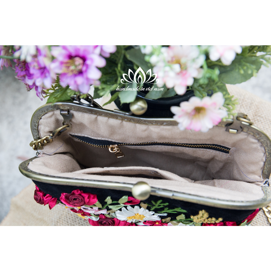 Túi thêu ruy băng , túi đeo vai, túi thêu tay ,xách tay nữ có dây đeo vai