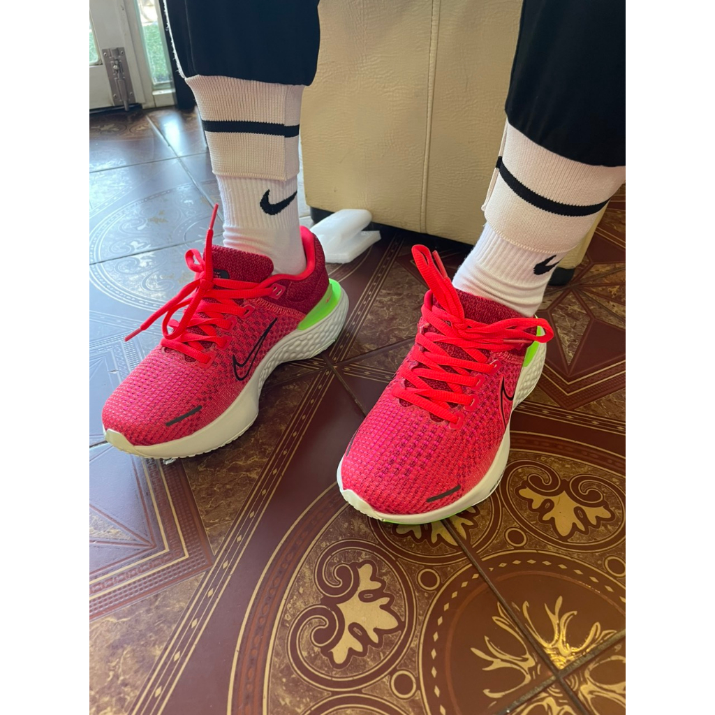 Giày Thể Thao Nam nữ, giày Chạy Bộ ZOOMX INVINCIBLE  RED màu đỏ MẪU MỚI 2023