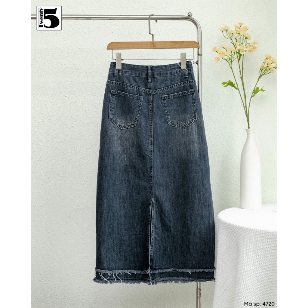Chân váy jeans nữ Twentyfive dáng dài gấu cắt tua rua vải mềm mỏng xẻ sau 4720