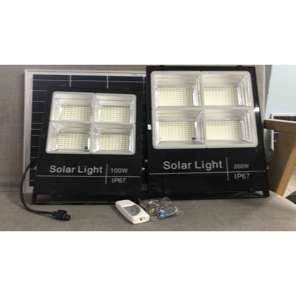 Đèn pha LED NĂNG LƯỢNG MẶT TRỜI 4 khoang 100W- 200W