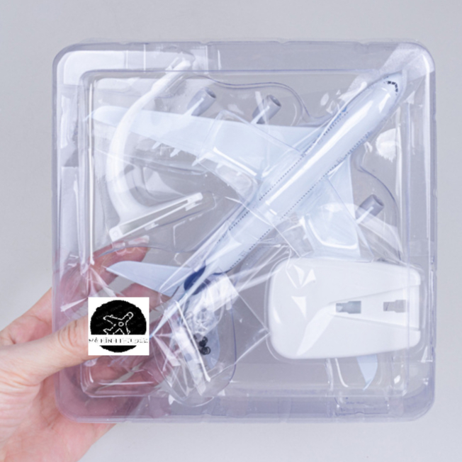 Mô Hình Máy Bay A380 Hãng Airbus - Mô Hình Kim Loại Cao Cấp Có Bánh Xe Đúc Khuôn Tỉ Lệ 1/400