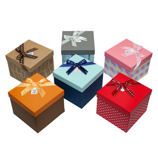 Hộp Quà Vuông Phượng Hoàng V023 -18 x 18 x 15 cm