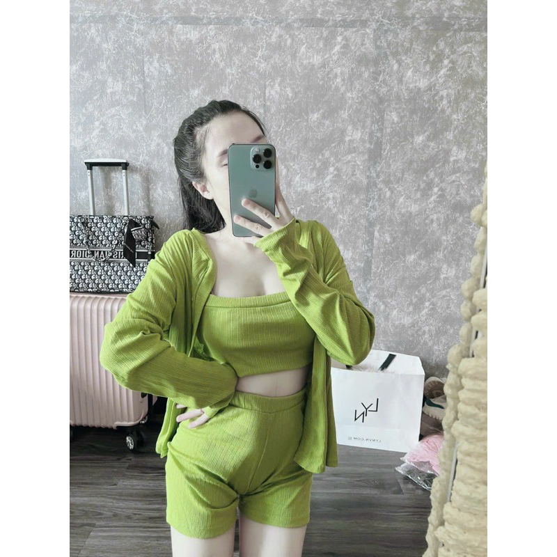 Set Bộ 3 Món Áo Croptop Dây Bản To Short Siêu Cao Kèm Khoác Dài Gân Xương Cá