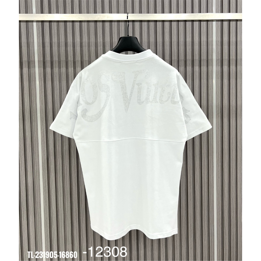 Áo Thun Nam Nữ In Logo L.V Ngực Trái Cao Cấp, Áo Phông Nam In Chữ Vai Ngang Siêu Đẹp
