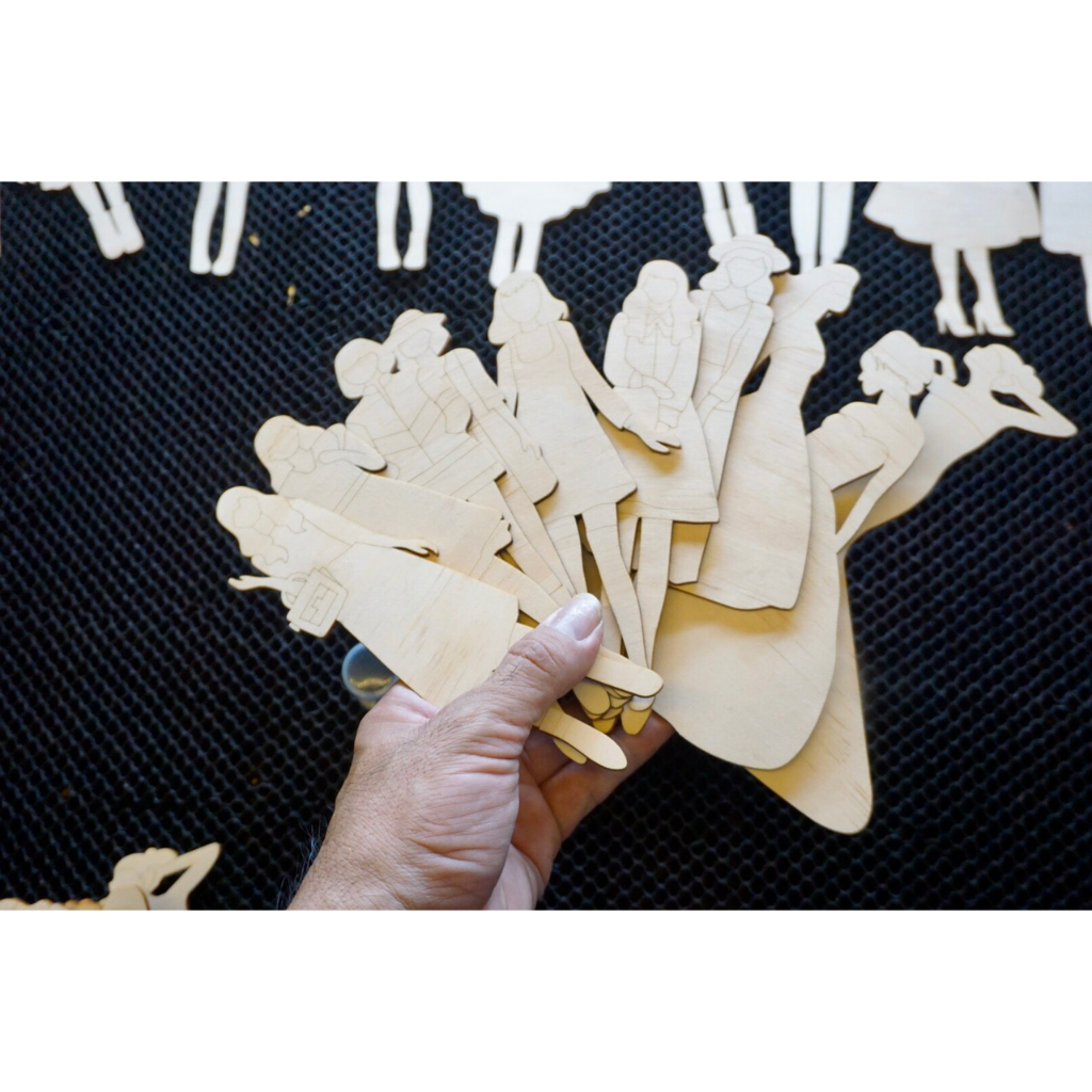 Set Gỗ Tô Mầu Thiết Kế  Thời Trang 13cm - 20 hình mẫu tặng kèm set màu và 2 cọ