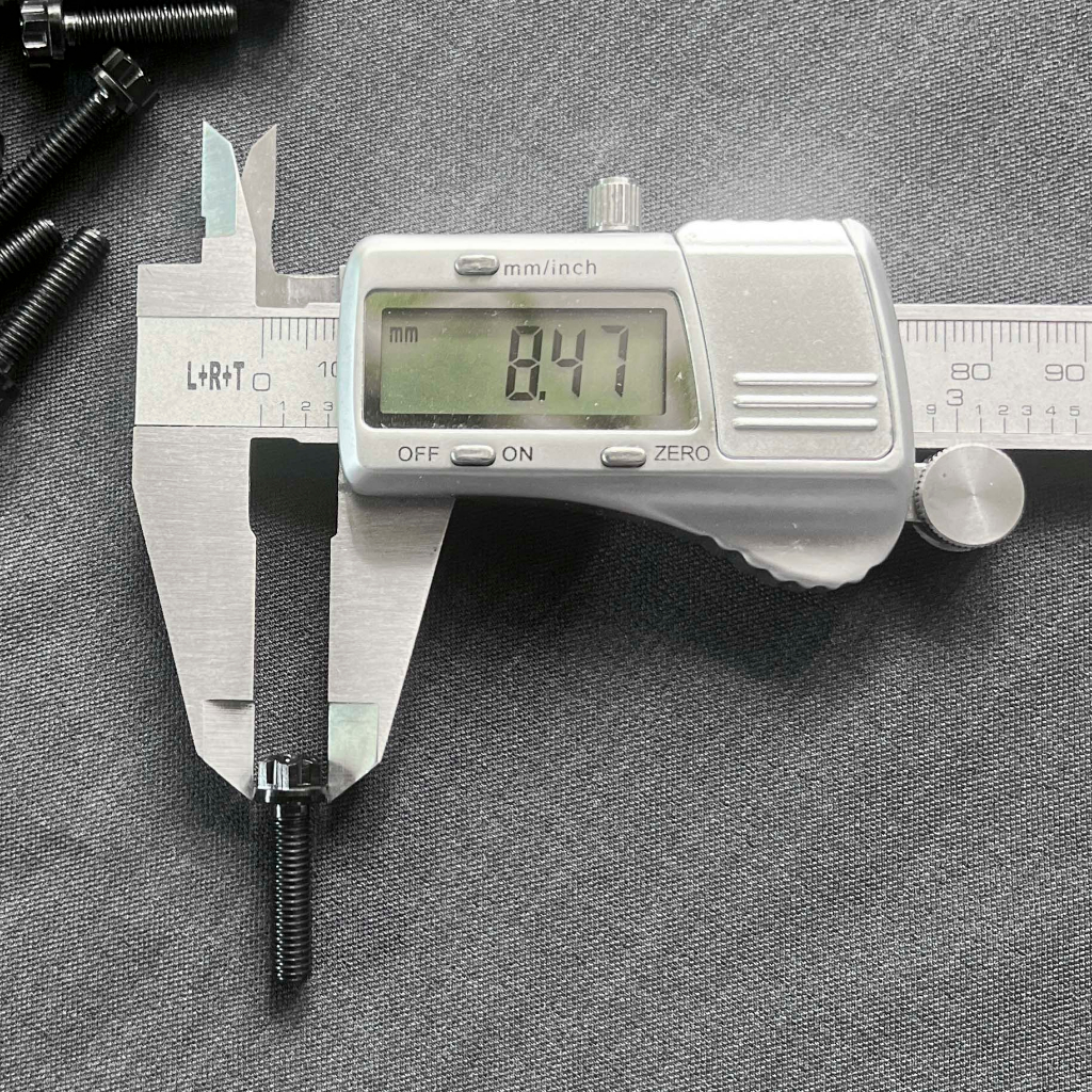 Ốc titan đen | Ốc titan 6li20 | Titan 6li20 6li 20 6li x20 cực đẹp | titan đen 6li 20mm đầu sala pro hiếm