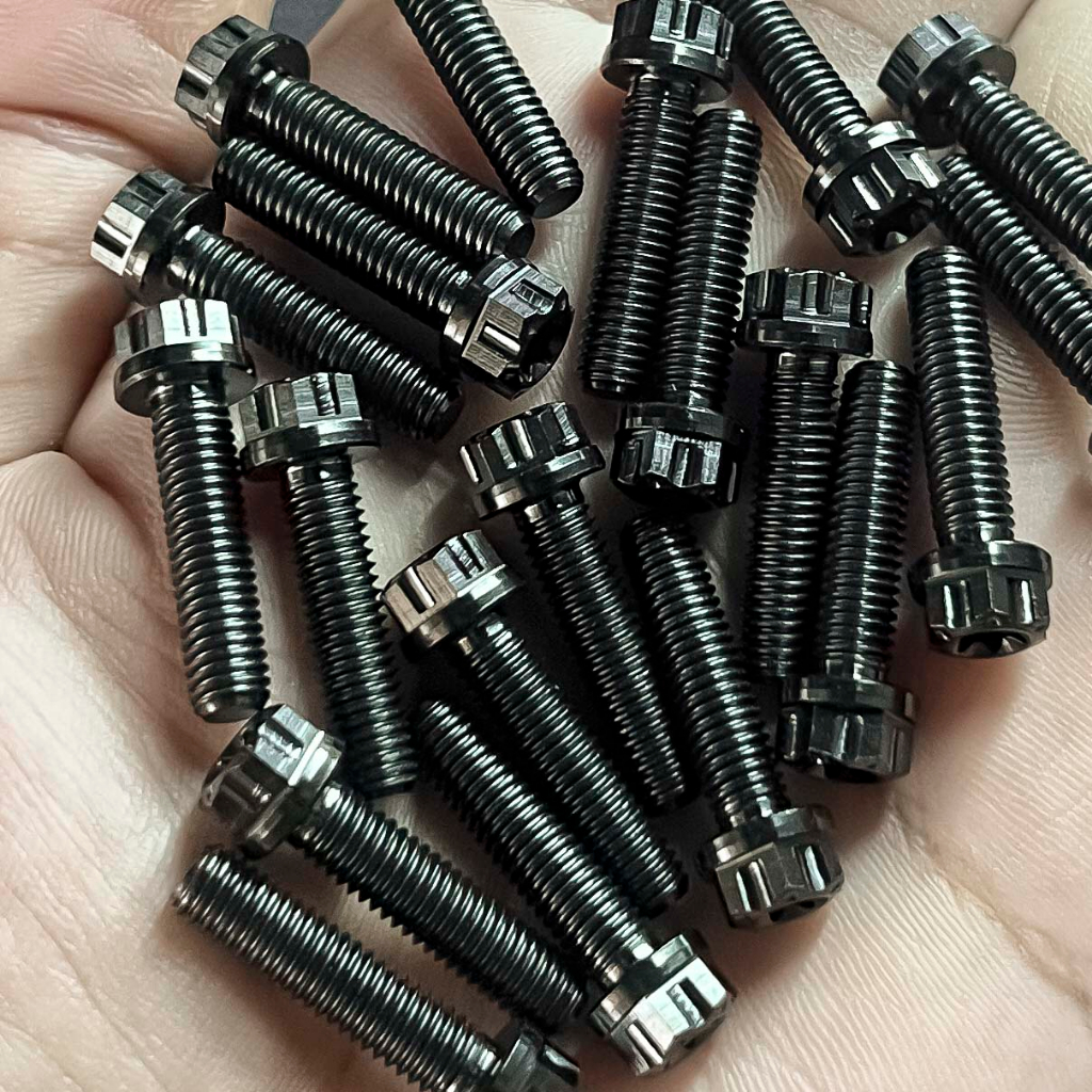 Ốc titan đen | Ốc titan 6li20 | Titan 6li20 6li 20 6li x20 cực đẹp | titan đen 6li 20mm đầu sala pro hiếm