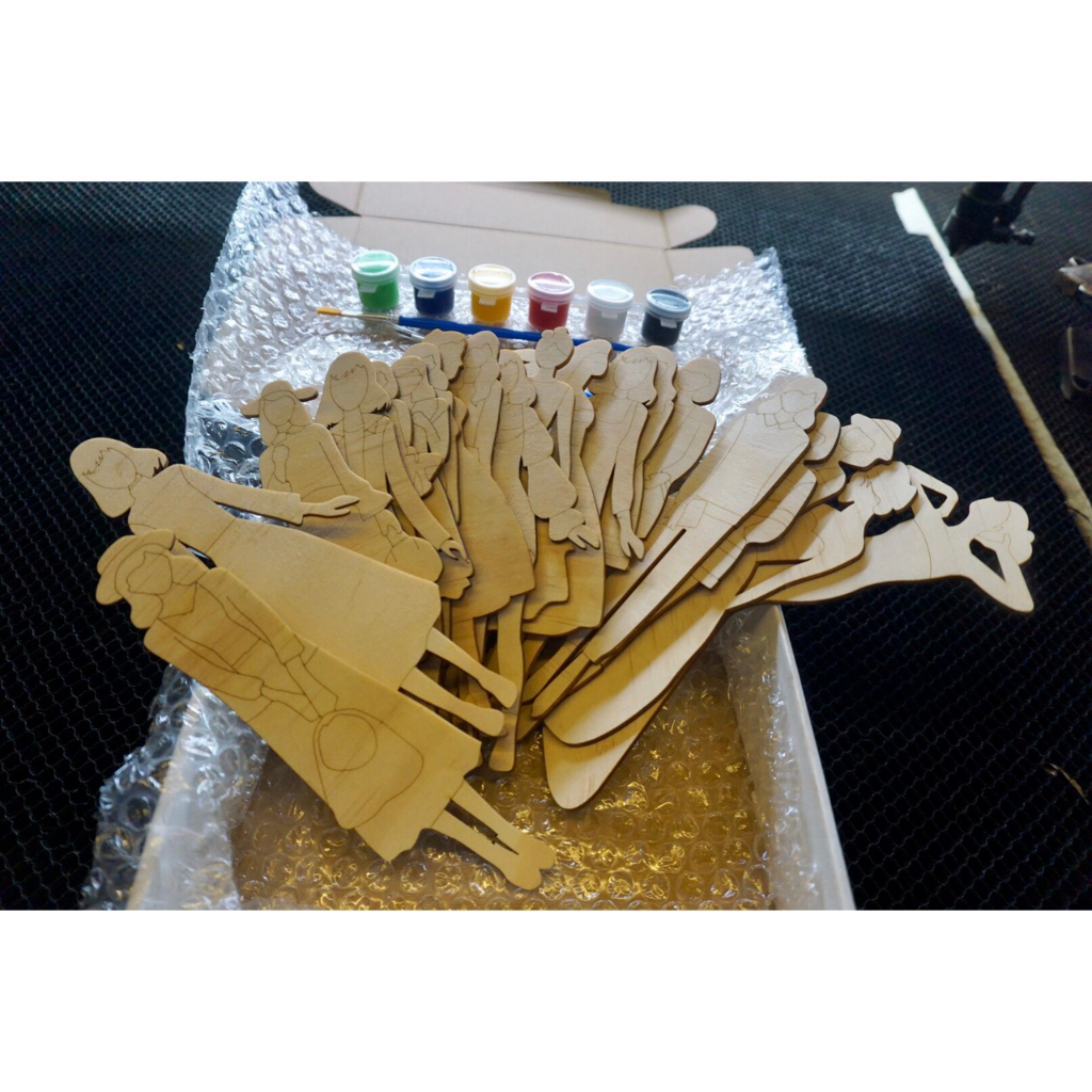 Bộ Gỗ Tô Mầu thời trang 20 hình mẫu - Tặng kèm Set màu + 2 cọ