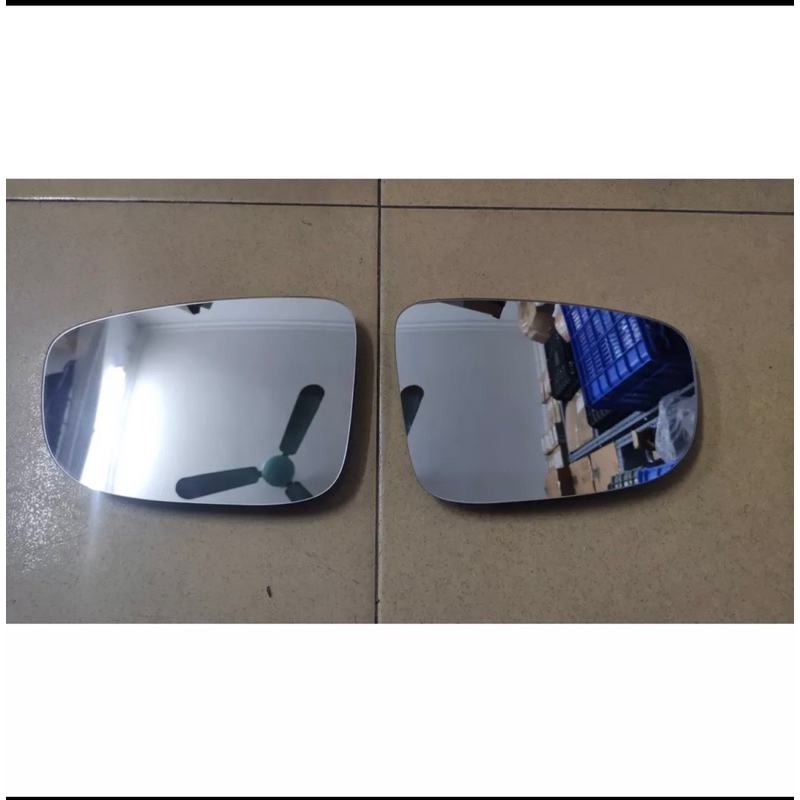 Mặt Gương Chiếu Hậu Mazda 2,3,6 (2017-2020) Có Sấy Hàng New !! (GIAO HÀNG HOẢ TỐC NỘI THÀNH HÀ NỘI)