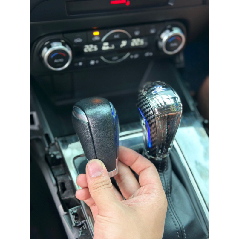 Tay lắm cần số pha lê có đèn cho mazda 2,3,6,cx5,cx8-cx3,cx30