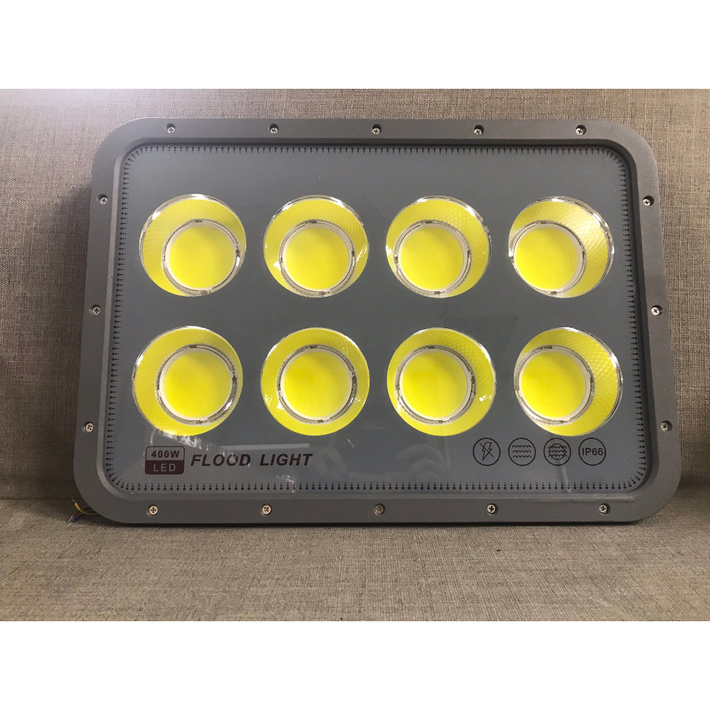 Đèn pha li sân bóng  500W