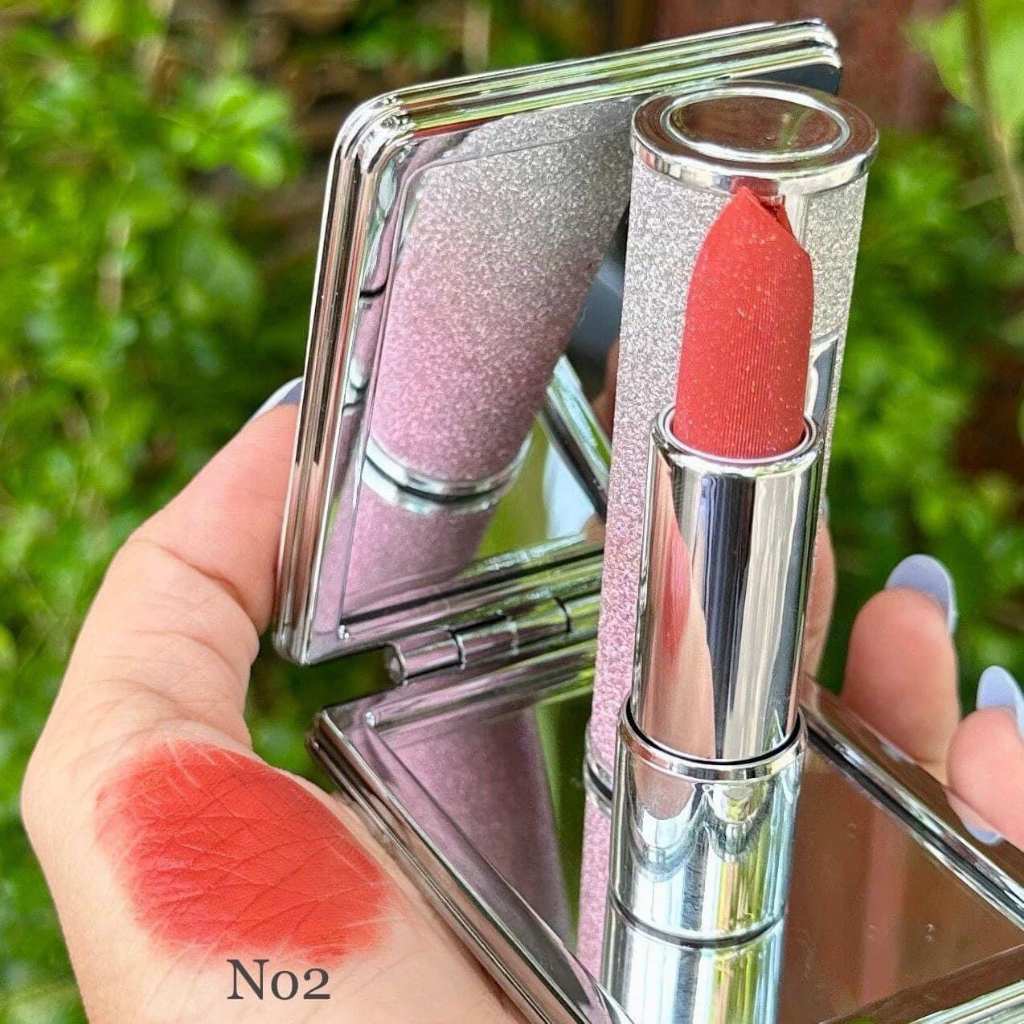 GƯƠNG CẦM TAY MINI . QUÀ TẶNG KHI MUA 1 SON THE STAR BY M.O.I