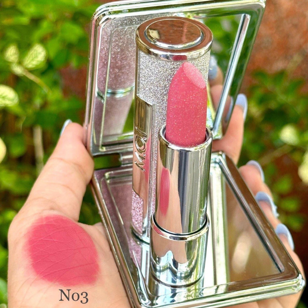 GƯƠNG CẦM TAY MINI . QUÀ TẶNG KHI MUA 1 SON THE STAR BY M.O.I