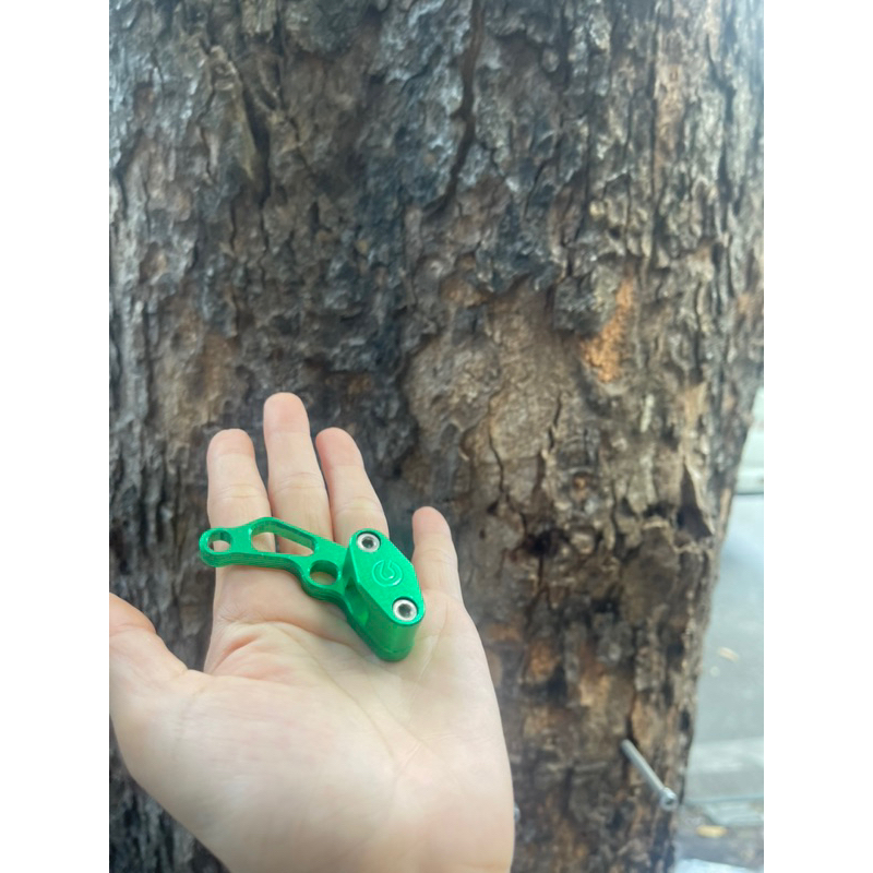 Pát kẹp dây dầu mẫu thailan