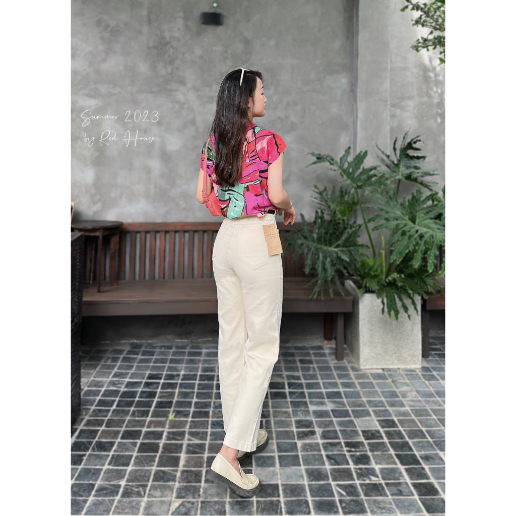 Quần jean suông 2 túi trước kèm đai