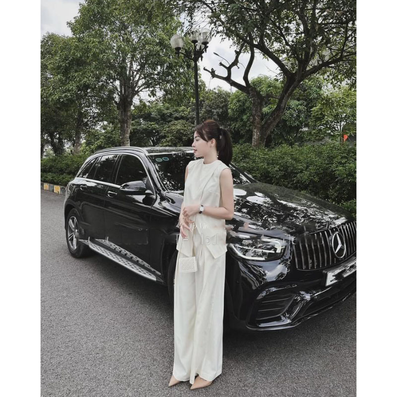 Set Bộ Đồ Nữ Áo Sát Nách Xẻ Tà Mix Quần Xuông Dài Sang Chảnh SB5001 - Lolla Fashion