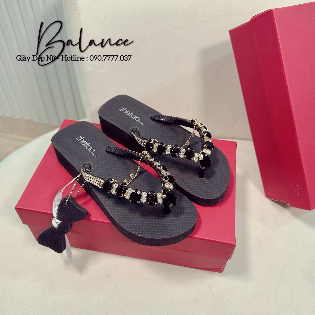 Balance Dép Kẹp Đá