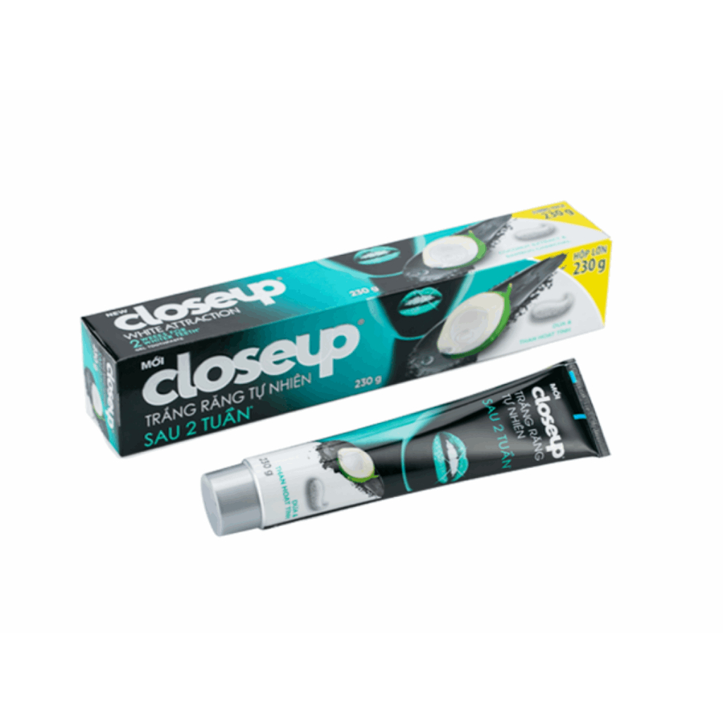 Kem Đánh Răng Close Up Detox Trắng Sáng với Dừa & Than Hoạt Tính 230g