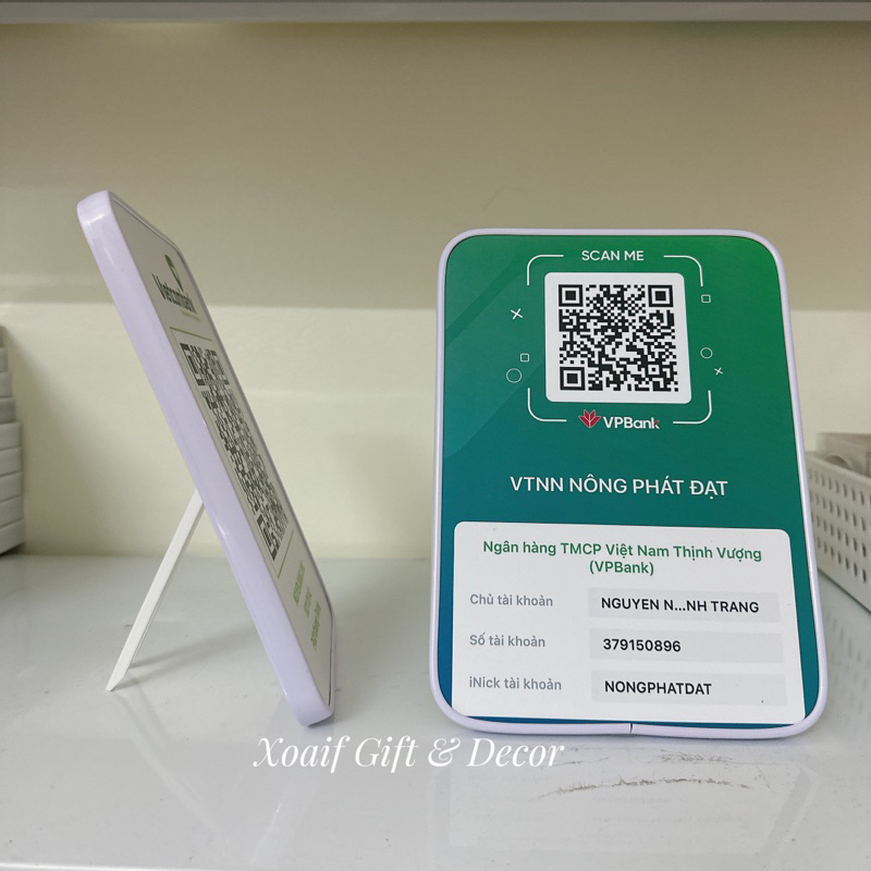 Bảng in mã Qr code số tài khoản ngân hàng, khung gỗ bo viền in mã qr cỡ 15x21cm