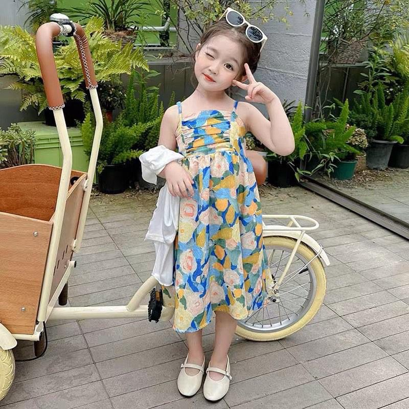 Váy hoa vàng mẹ bé