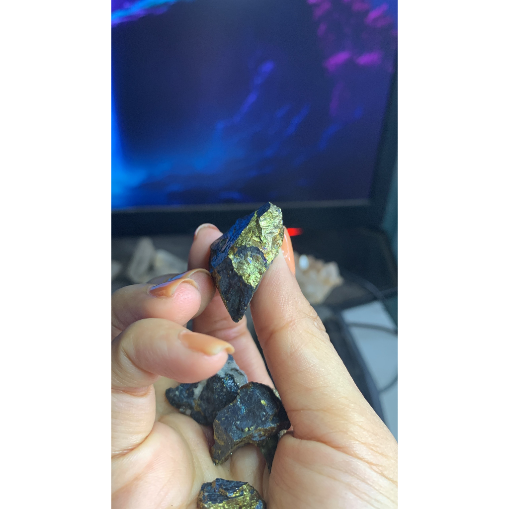 Viên đá stone Natural 1k Natural  gieo duyên vàng ngũ sắc lấp lánh Pyrite Magic vũ trụ bán gieo duyên