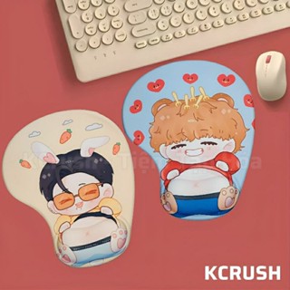  LÓT CHUỘT TAE KOOK KHOE BỤNG MỠ CÓ ĐỆM TAY CAO SU 