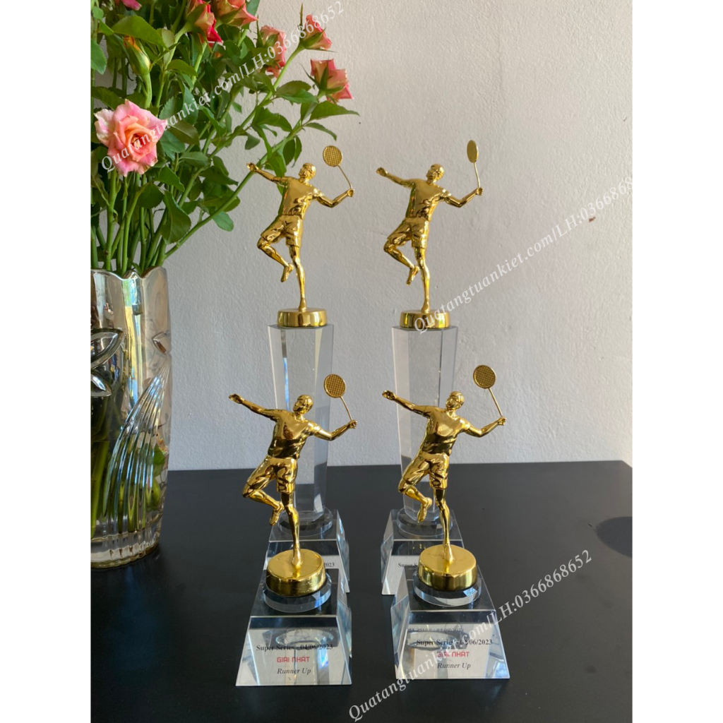 Cúp Pha Lê Người Cầu Lông Mạ Vàng