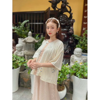 Đồ lam đi chùa ở Sài Gòn - áo lẻ linen thêu hoa