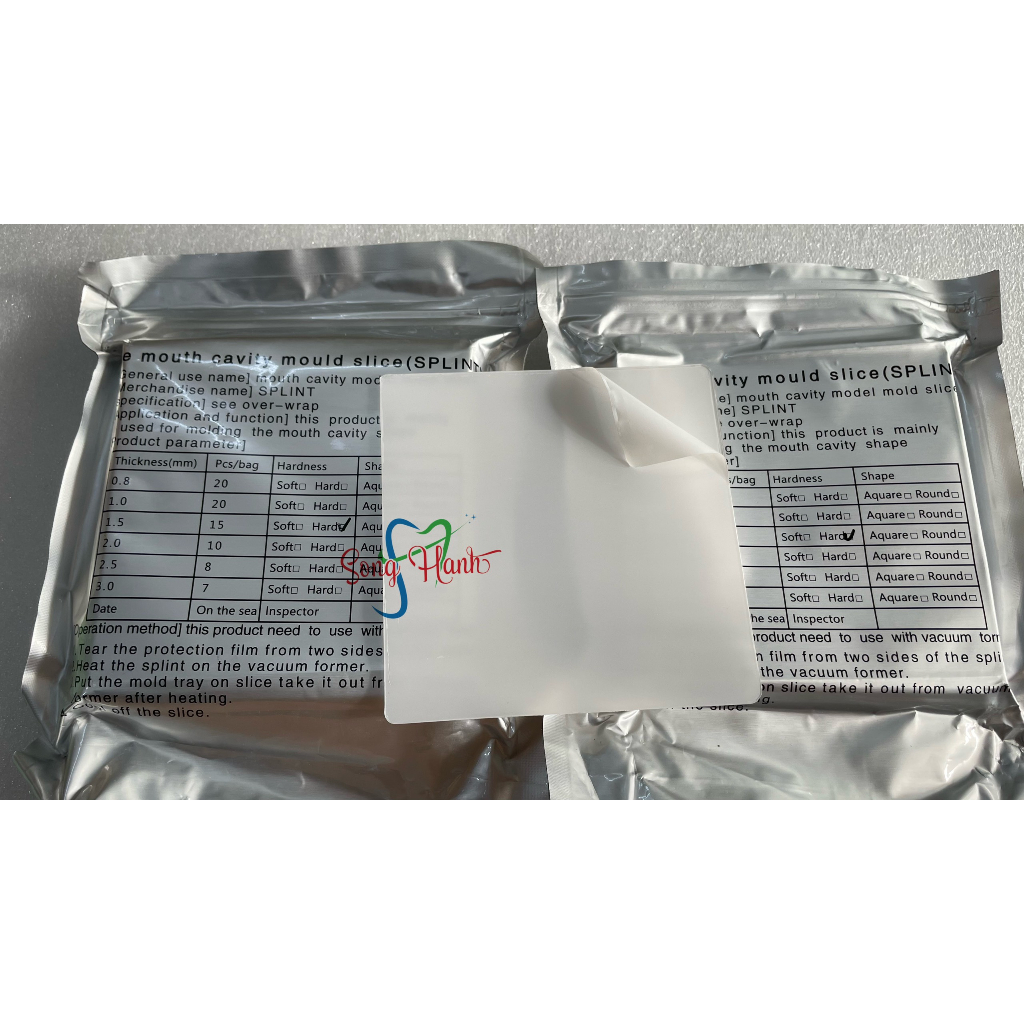 1 Tấm nhựa ép khay  duy trì chỉnh nha