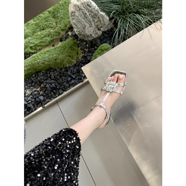 Sandals quai mảnh mũi vuông đính hạt đá sáng cho nữ hot trend 2023