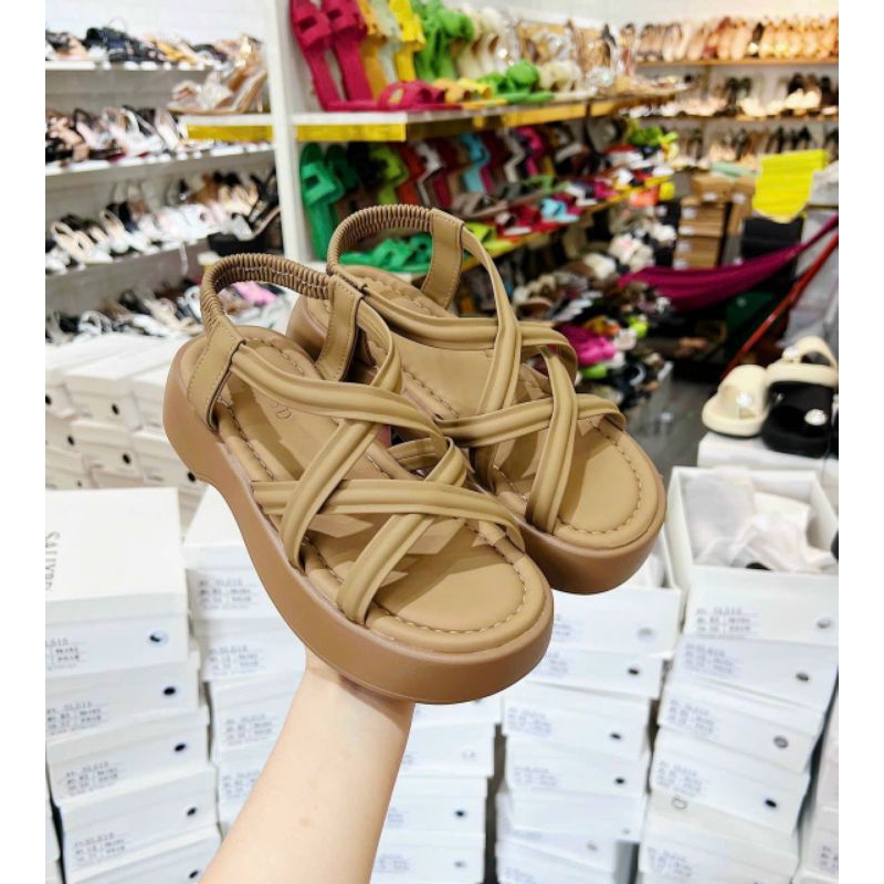 🍄🍄🍄SANDAL QUAI CHÉO